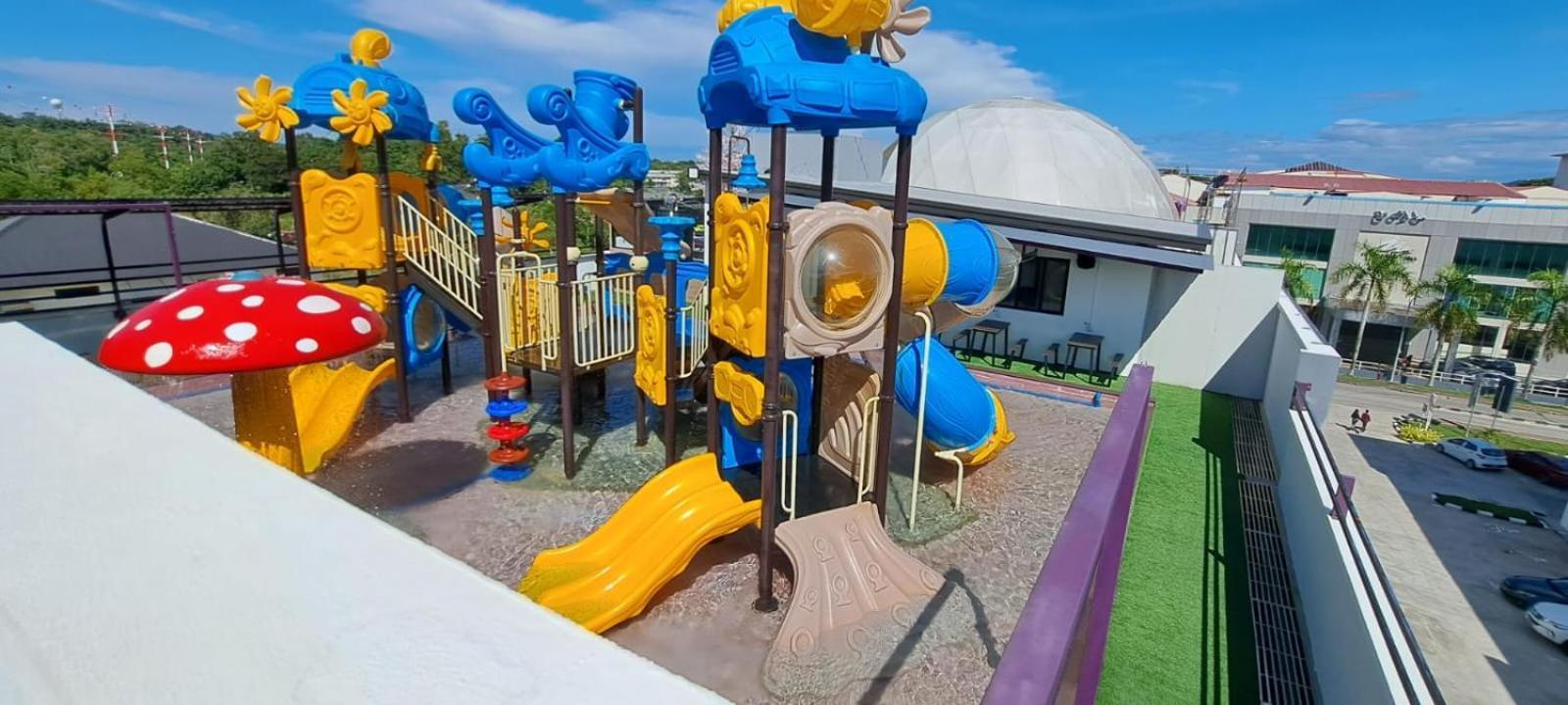 Qing Yun Rest House Koprijaya, Brunei Darussalam バンダル スリ ブガワン エクステリア 写真
