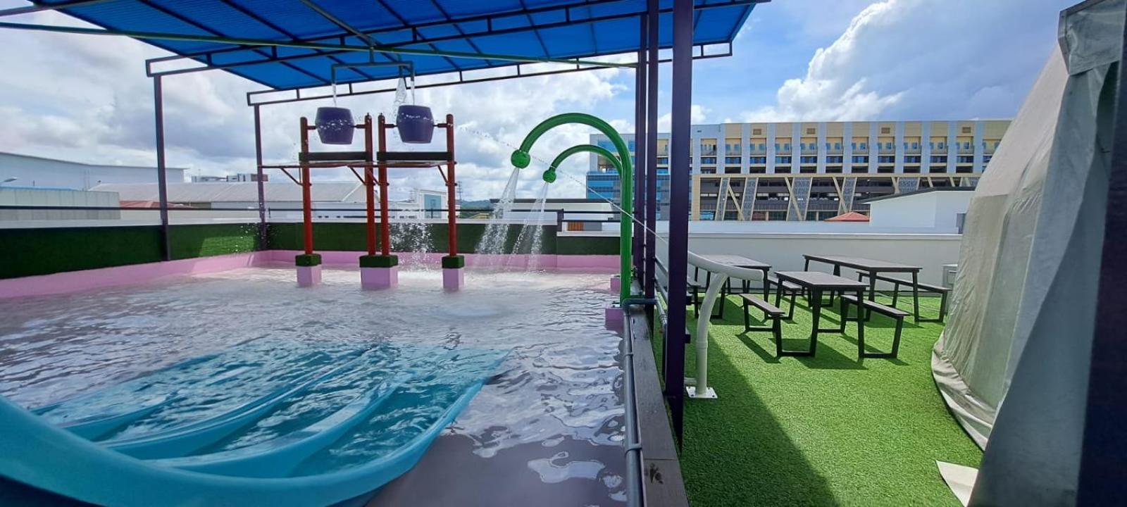 Qing Yun Rest House Koprijaya, Brunei Darussalam バンダル スリ ブガワン エクステリア 写真